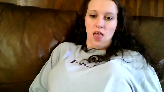 brunettebabexo3 online show from February 28, 5:56 pm