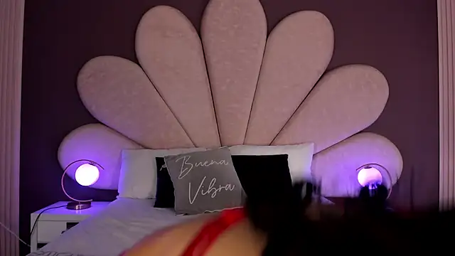 Snapshot of SofiaLopez__ chatting on October 15, 3:09 am SofiaLopez online show from October 15, 3:09 am