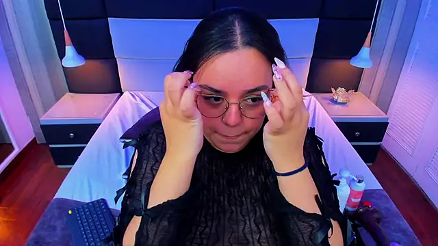 Snapshot of annytovar chatting on September 29, 9:53 pm annytovar online show from September 29, 9:53 pm