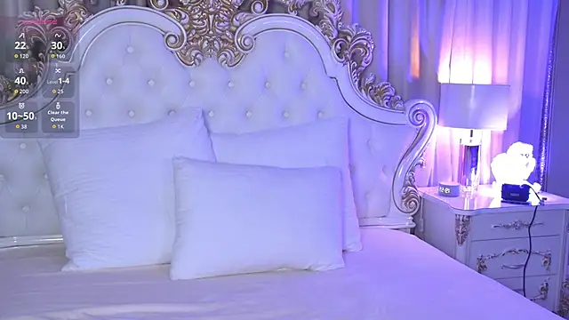 Snapshot of Cindy_Mills chatting on October 18, 3:59 pm Cindy Mills online show from October 18, 3:59 pm
