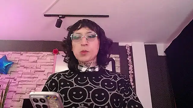 Snapshot of FelishaKitty chatting on October 6, 2:39 am FelishaKitty online show from October 6, 2:39 am