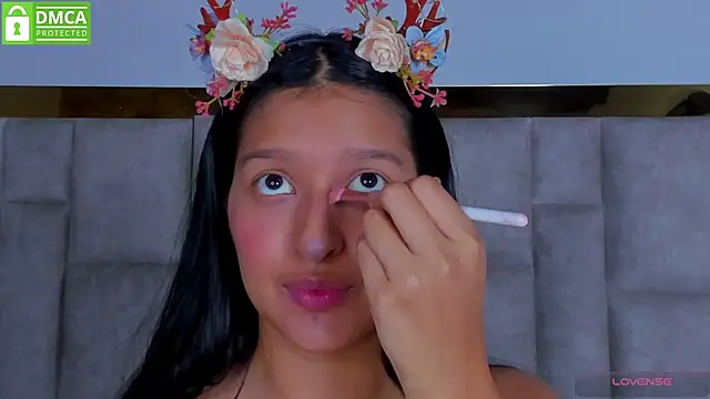 Chloe Argelnt online show from October 21, 2:37 am