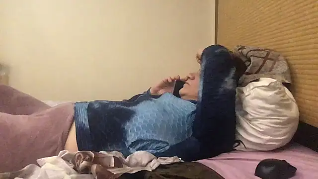 paula19800 online show from November 23, 5:36 pm