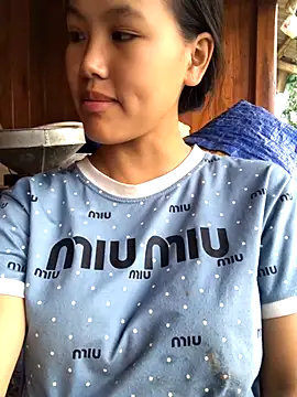 Snapshot of Mai_lovely chatting on October 12, 2:36 am Mai lovely online show from October 12, 2:36 am