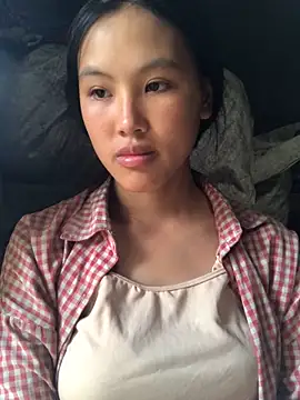 Snapshot of Mai_lovely chatting on October 3, 9:47 am Mai lovely online show from October 3, 9:47 am