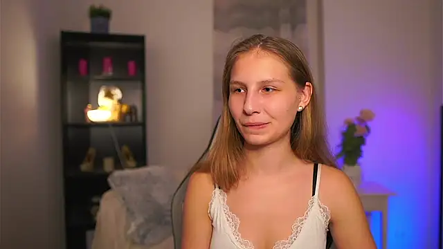 emmie murray online show from March 26, 7:04 pm