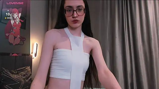 bellacatlovesmeat online show from October 9, 7:18 pm