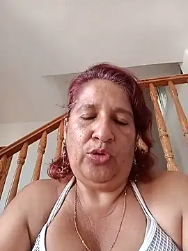 Snapshot of diablilla02 chatting on October 10, 2:44 pm diablilla02 online show from October 10, 2:44 pm