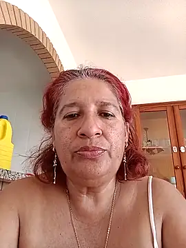 Snapshot of diablilla02 chatting on October 7, 9:36 am diablilla02 online show from October 7, 9:36 am