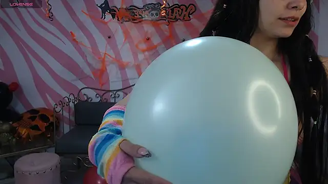 saabrina  online show from October 30, 1:56 pm