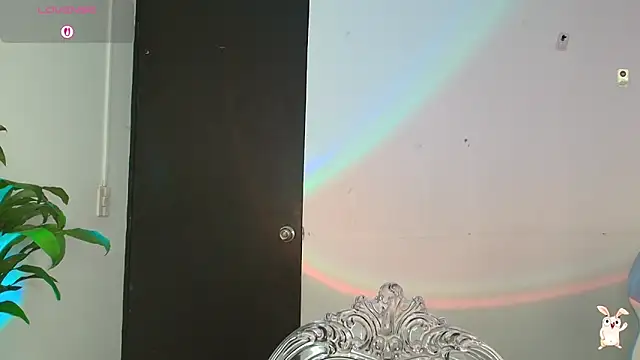 Snapshot of Hinata_21_ chatting on October 18, 5:37 pm Hinata 21  online show from October 18, 5:37 pm