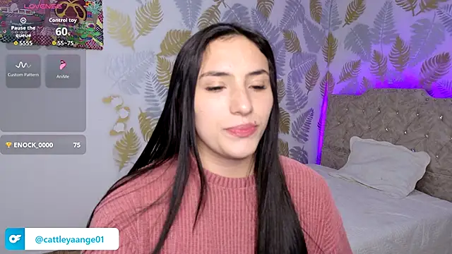 Snapshot of CattleyaAngel chatting on October 15, 11:51 pm CattleyaAngel online show from October 15, 11:51 pm