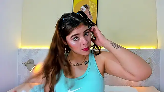 Snapshot of Annie_Evenss chatting on October 10, 3:55 am Annie Evenss online show from October 10, 3:55 am
