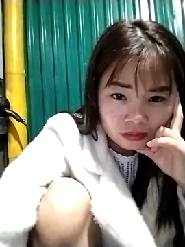 Snapshot of soixam00 chatting on October 11, 5:04 pm soixam00 online show from October 11, 5:04 pm