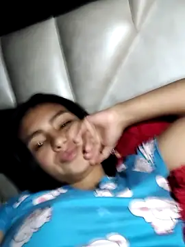 NileveSantanna online show from November 26, 2:45 am