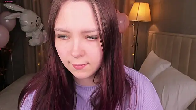 Monica  Queen online show from April 10, 5:35 am