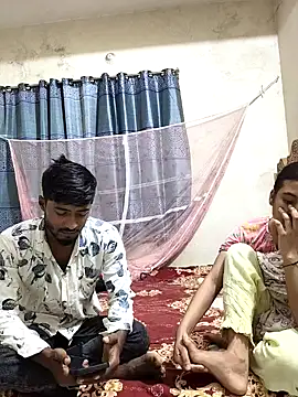 Snapshot of Love_Queen11 chatting on October 17, 5:49 pm Love Queen11 online show from October 17, 5:49 pm