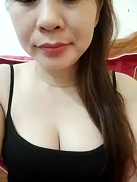 Snapshot of Girl_Shy2000 chatting on October 5, 4:39 am Girl Shy2000 online show from October 5, 4:39 am