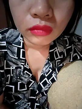 Meoweo 23 online show from December 2, 8:33 pm