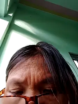 Snapshot of bella-bae chatting on September 27, 9:38 am bella-bae online show from September 27, 9:38 am