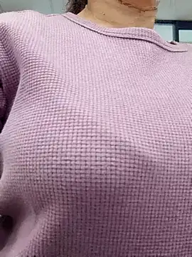 Kimkhaepretty online show from December 5, 2:11 am