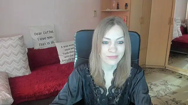 Tiffany Bates online show from March 16, 5:44 am