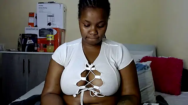 Snapshot of HORNYMELONS22xx chatting on October 5, 10:15 pm HORNYMELONS22xx online show from October 5, 10:15 pm