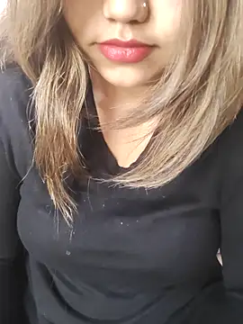 Miss Rose   online show from January 17, 6:10 am