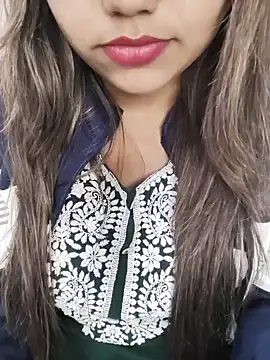 Miss Rose   online show from November 17, 5:46 pm