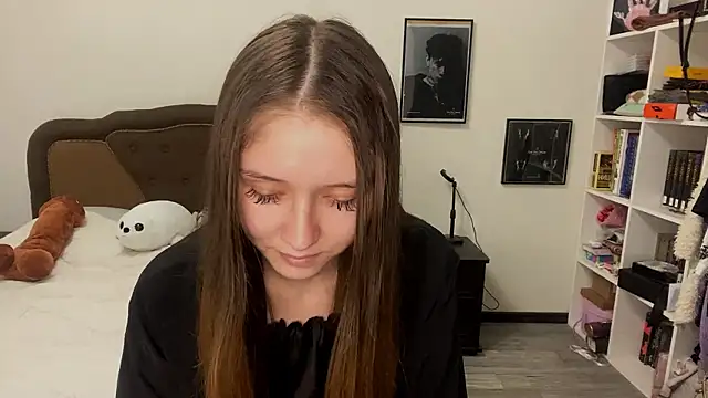 Denny Yorgeritai online show from October 1, 2:33 pm