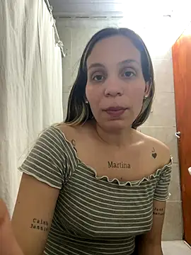 afroditabri online show from September 29, 3:33 am