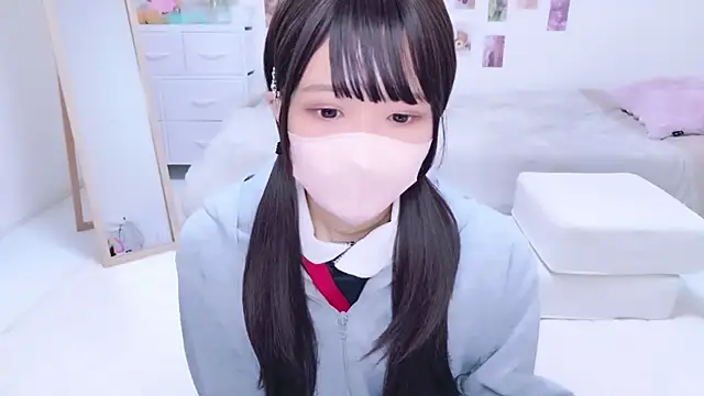 Snapshot of rinochi_ chatting on October 26, 4:52 am rinochi  online show from October 26, 4:52 am