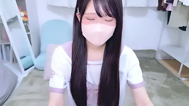 Snapshot of rinochi_ chatting on October 8, 11:36 am rinochi  online show from October 8, 11:36 am