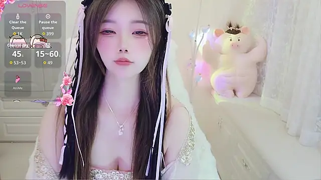 Coco-Di online show from April 8, 2:35 am