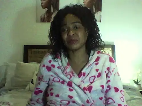 Snapshot of Blacksashaxx chatting on October 9, 5:50 pm Blacksashaxx online show from October 9, 5:50 pm