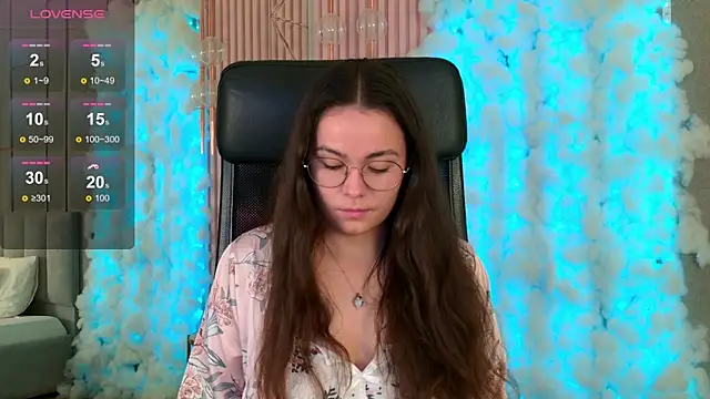 Snapshot of GabiBatista chatting on October 6, 5:13 am GabiBatista online show from October 6, 5:13 am