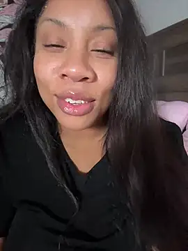 Snapshot of NeliaHexxen chatting on October 22, 4:12 pm NeliaHexxen online show from October 22, 4:12 pm