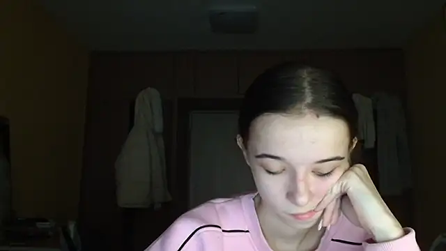 Emilia Light online show from October 27, 7:48 am