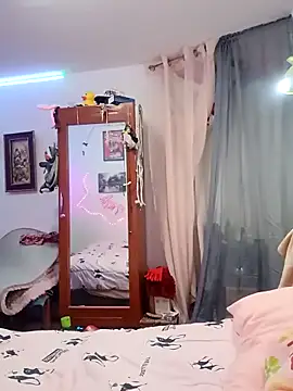 pinklajokr online show from February 15, 12:57 am