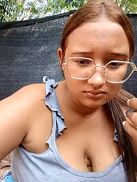 young dairy01 online show from December 13, 7:53 pm