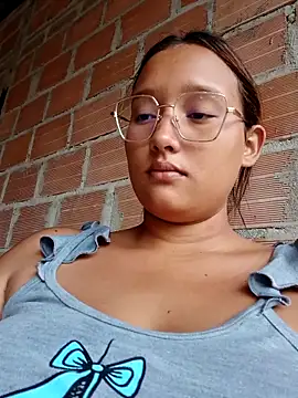 young dairy01 online show from November 28, 1:14 pm