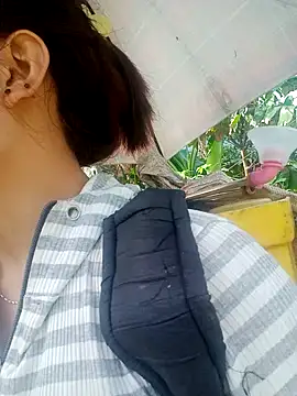 Snapshot of nhinhi-sexy chatting on October 8, 7:02 am nhinhi-sexy online show from October 8, 7:02 am