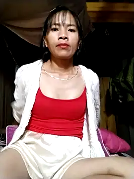 Snapshot of lmc-zz chatting on October 12, 1:02 pm lmc-zz online show from October 12, 1:02 pm