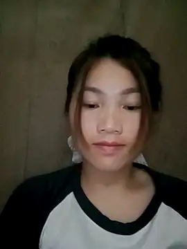 min-xinh online show from October 4, 4:55 pm