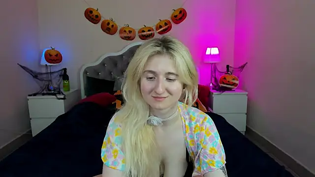 CamillaDreamer online show from October 21, 4:55 pm