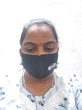 Snapshot of Tamil_Hot_Sindhu chatting on October 13, 4:37 am Tamil Hot Sindhu online show from October 13, 4:37 am