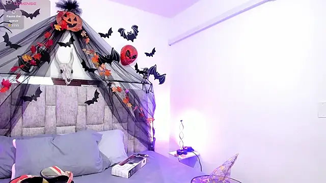 Misaki Kai online show from October 30, 7:00 am