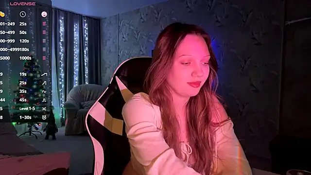 EmiIyKitty online show from January 5, 7:17 pm