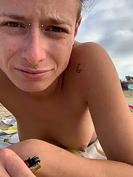 GoldenPussy1329 online show from October 14, 3:36 pm