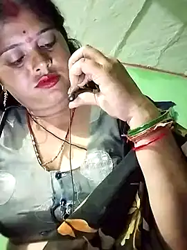 Snapshot of Na_shreya chatting on October 3, 3:50 pm Na shreya online show from October 3, 3:50 pm